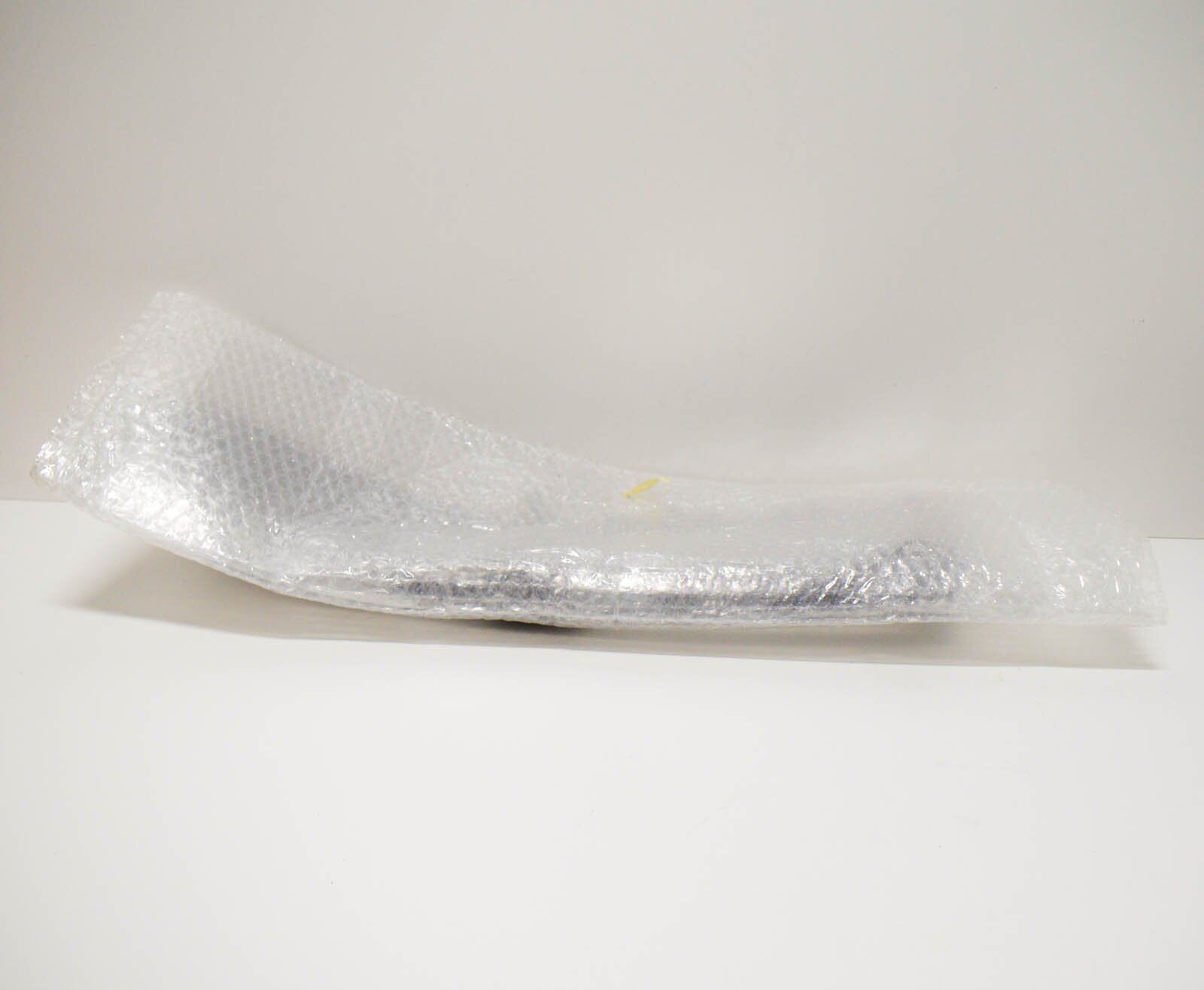 NEW AUDI A6 C6 RIGHT FOG LIGHT GRILLE 4F0807682Q01C 2010 ORIGINAL