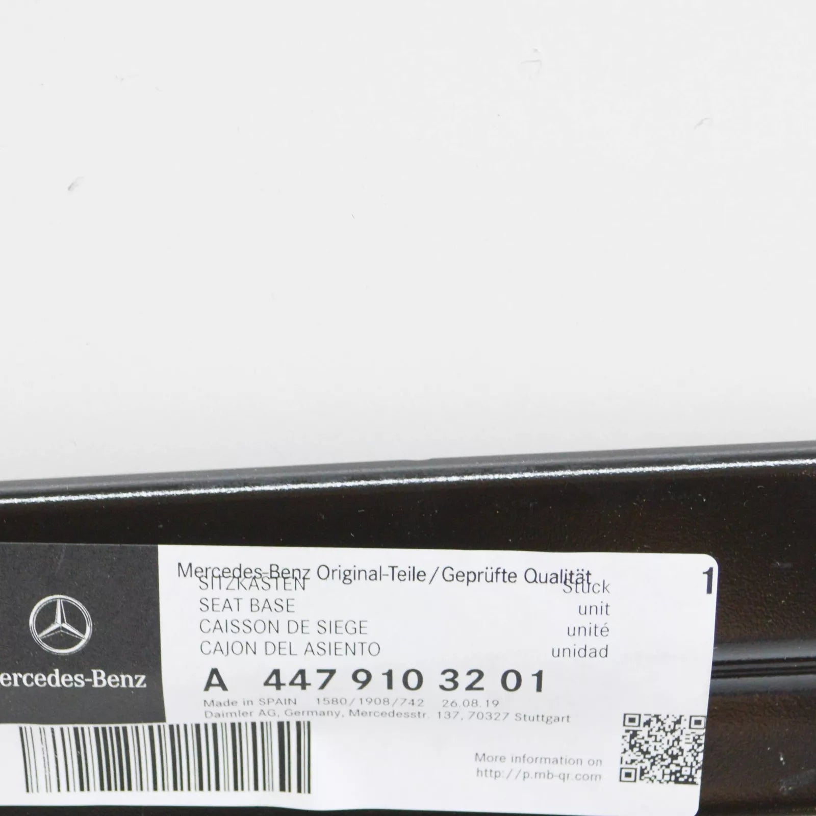 NEW MERCEDES-BENZ VITO W447 CENTER SEAT BASE A4479103201 ORIGINAL