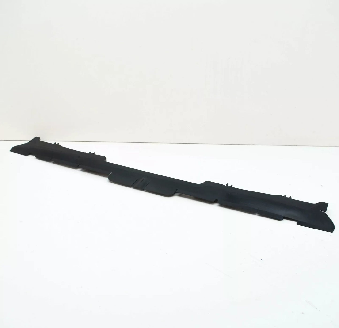 NEW VOLKSWAGEN TIGUAN AD MK2 RADIATOR UPPER COVER 5NN121330C ORIGINAL