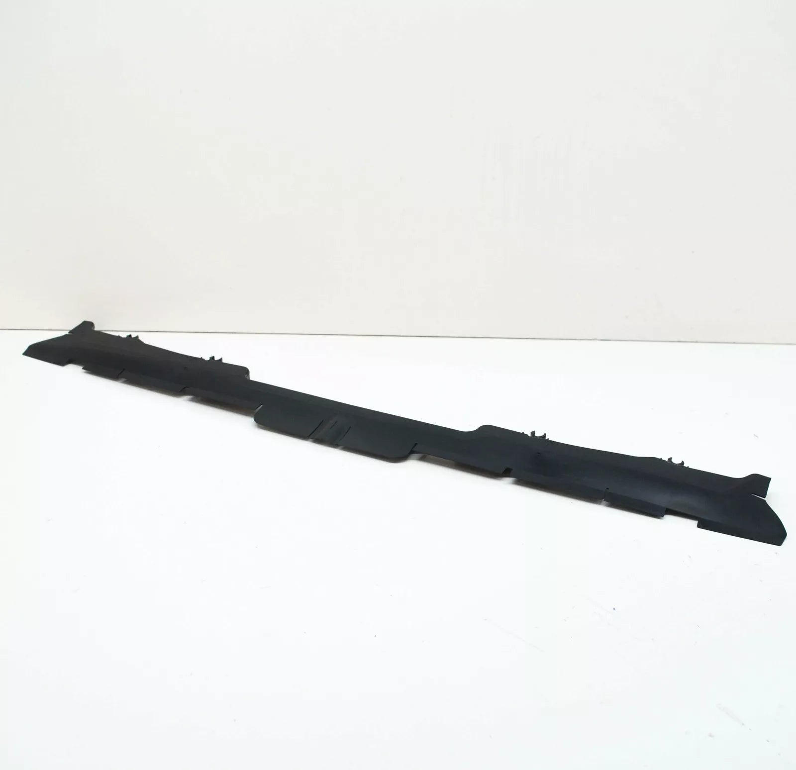 NEW VOLKSWAGEN TIGUAN AD MK2 RADIATOR UPPER COVER 5NN121330C ORIGINAL