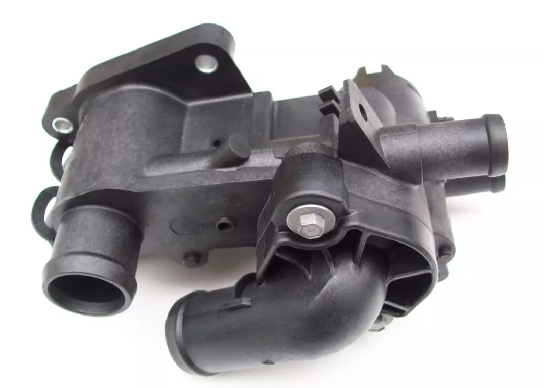 NEW VW POLO 6R COOLANT THERMOSTAT HOUSING 032121111CG