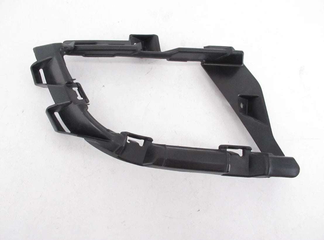 NEW VW JETTA A6 FRONT BUMPER LEFT FOG LIGHT BRACKET 5C6807261 ORIGINAL