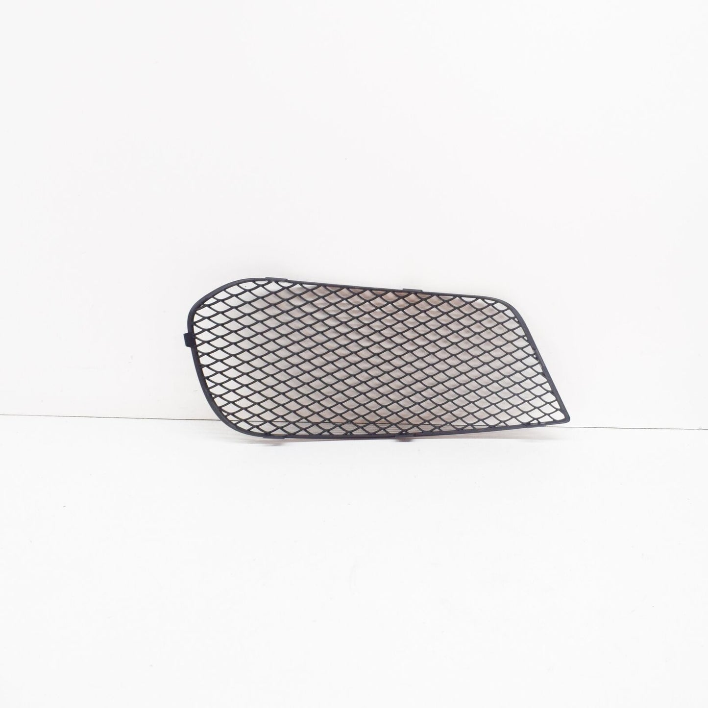 NEW MERCEDES-BENZ GLA-CLASS X156 FRONT AMG BUMPER RIGHT GRILL A1568855222