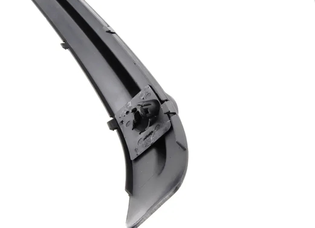 NEW BMW 3 E46 REAR BUMPER TRIM BAR MOLDING 51128195333 8195333 ORIGINAL