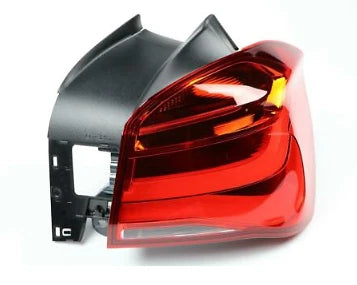 NEW BMW 1 F20 REAR BUMPER RIGHT TAILLIGHT 63217359018 ORIGINAL
