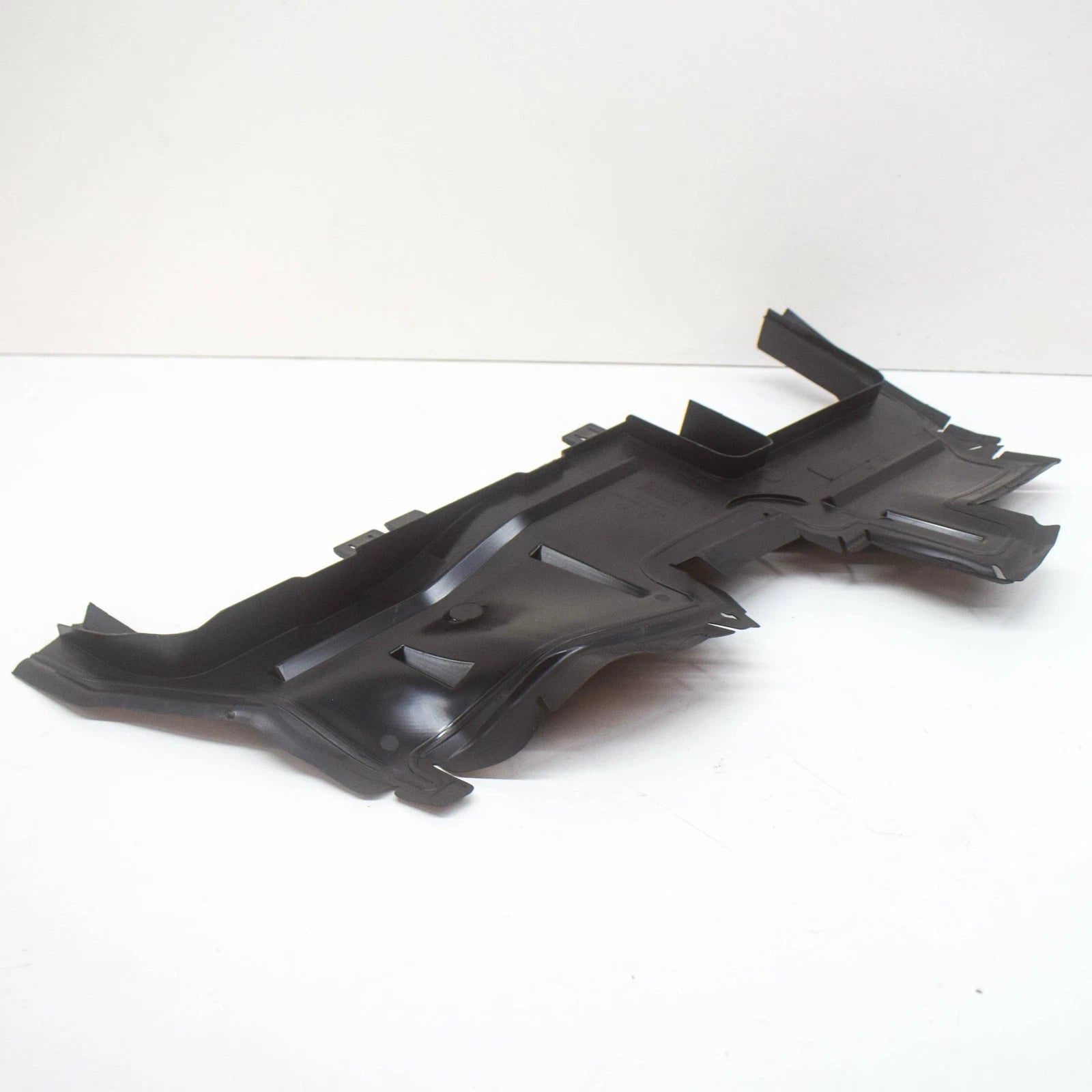 NEW AUDI A6 C7 RADIATOR LEFT AIR GUIDE 4G0121283BJ