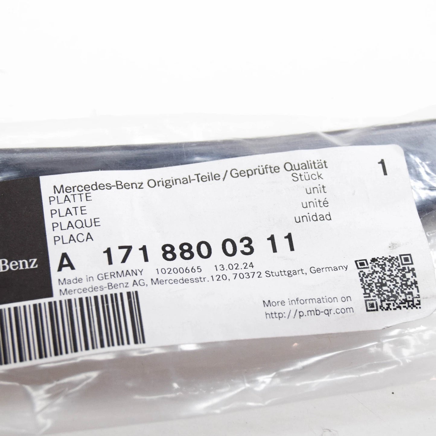 NEW MERCEDES-BENZ SLK R171 FRONT BUMPER LEFT PLATE A1718800311 ORIGINAL