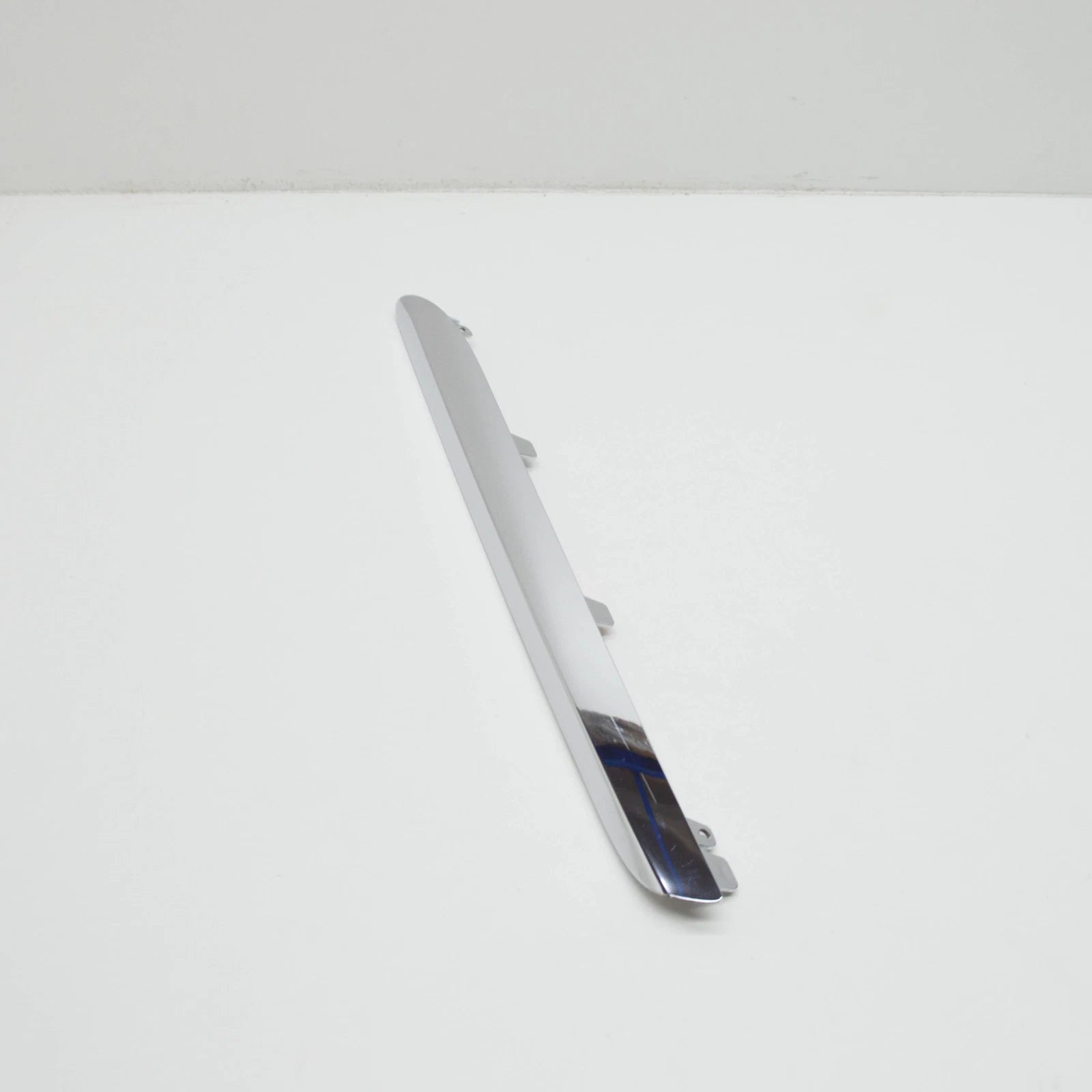 NEW MERCEDES-BENZ CLS C218 FRONT GRILLE LEFT MOLDING TRIM A2188851174 ORIGINAL