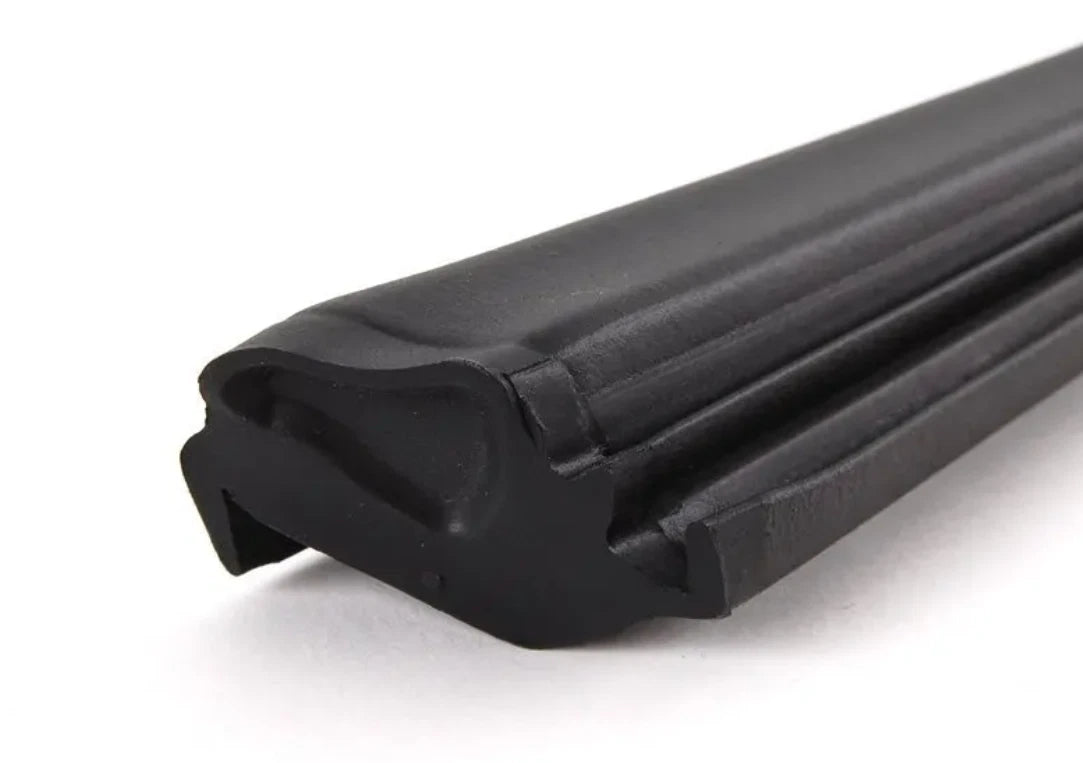 NEW BMW Z4 ROADSTER E85 LEFT CENTRE WINDOW GUIDE 54317043895 7043895 ORIGINAL