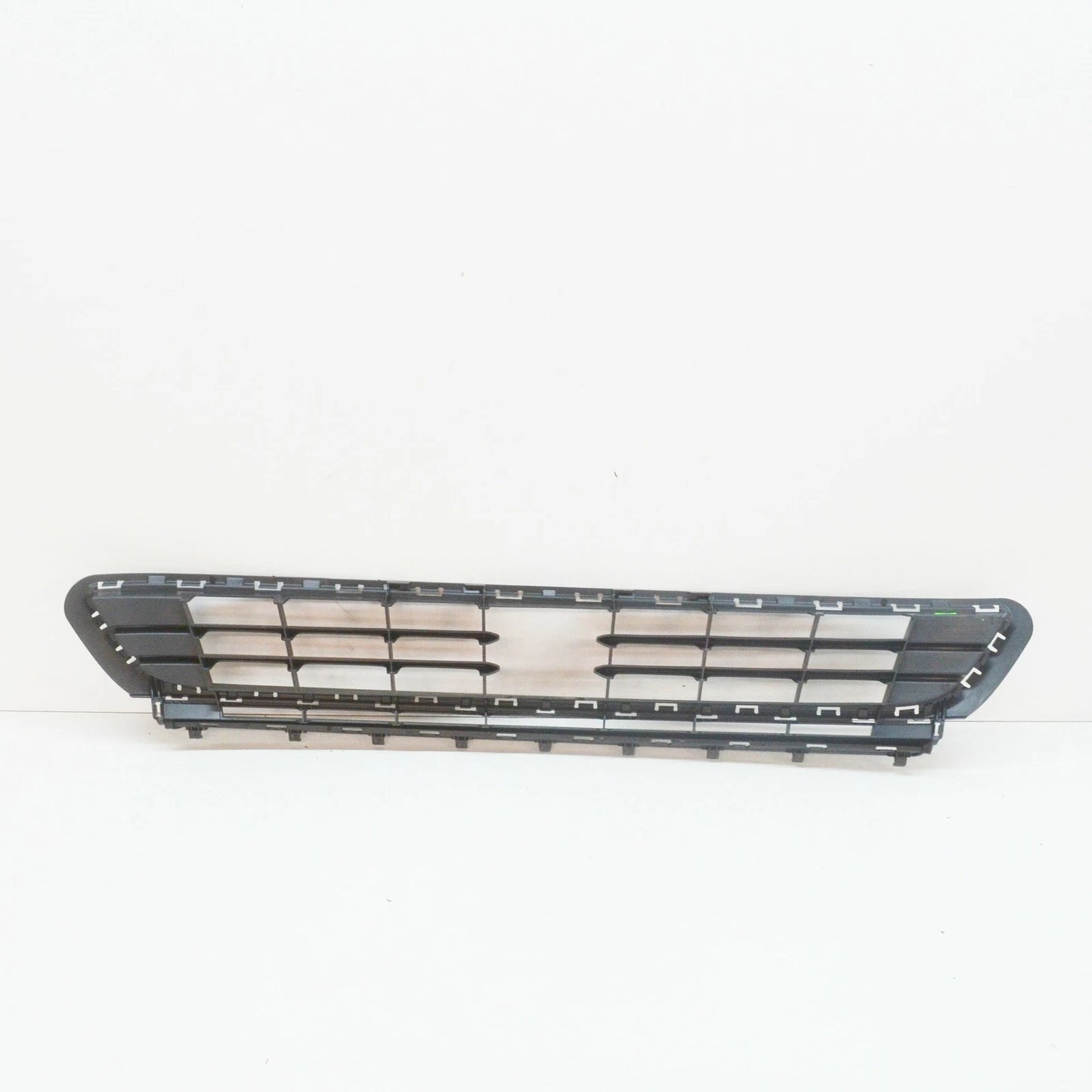 NEW VOLKSWAGEN GOLF MK7 FRONT BUMPER LOWER GRILLE 5G0853677B9B9 2015