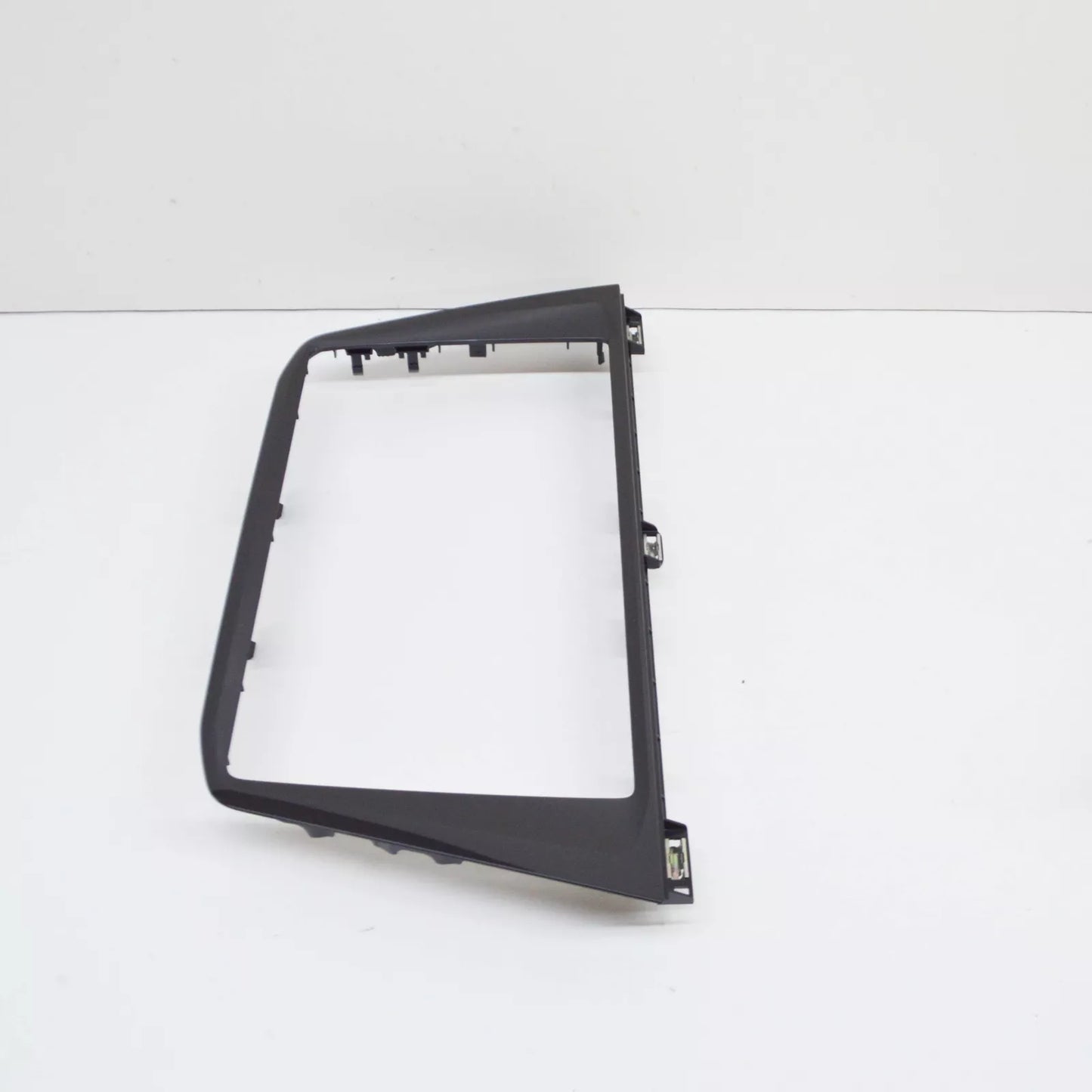 NEW VW TIGUAN AD MK2 DASHBOARD RADIO NAVIGATION UNIT TRIM 5NA858069EEUO ORIGINAL