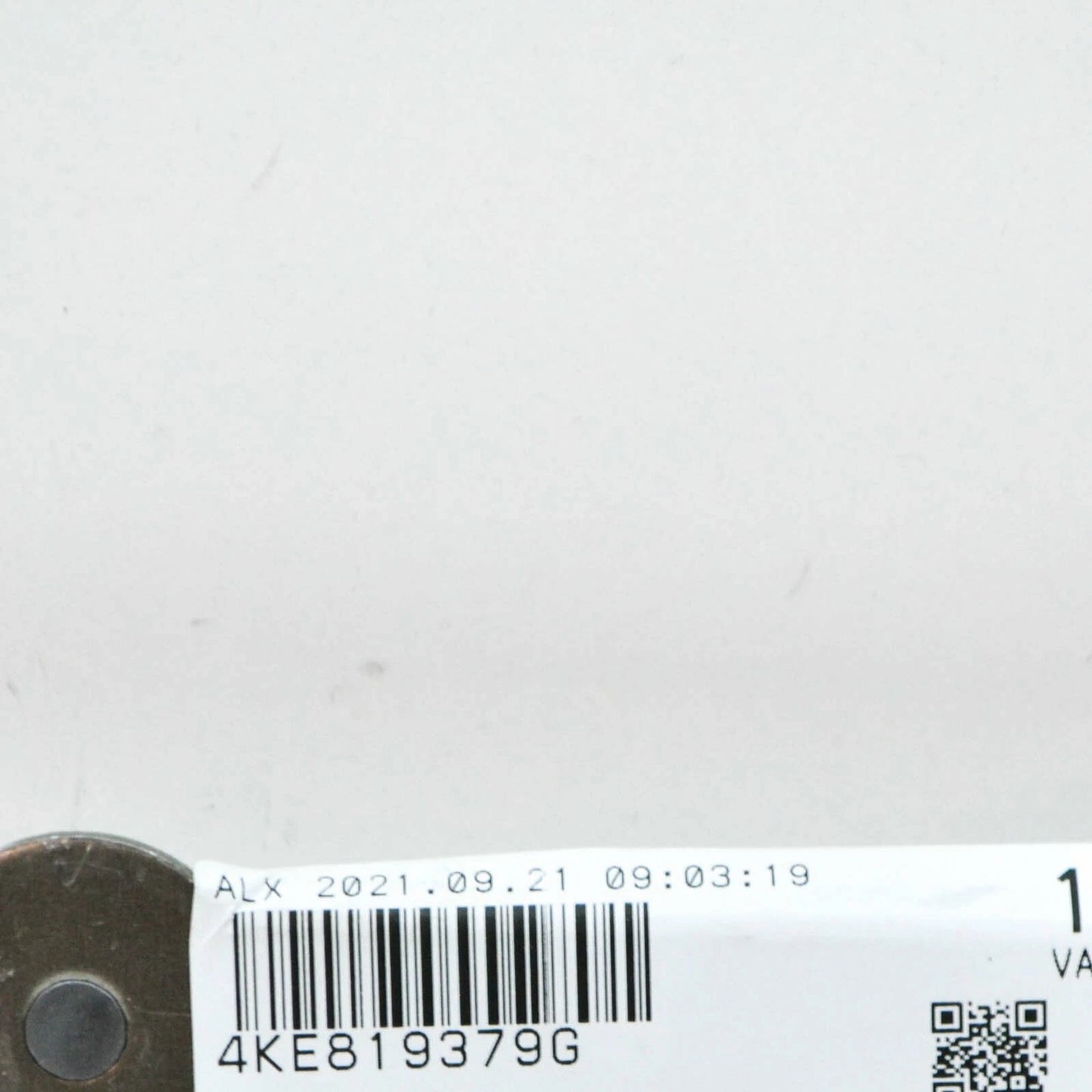 NEW AUDI E-TRON DRIVE MOTOR INVERTER COOLANT LINE BRACKET 4KE819379G