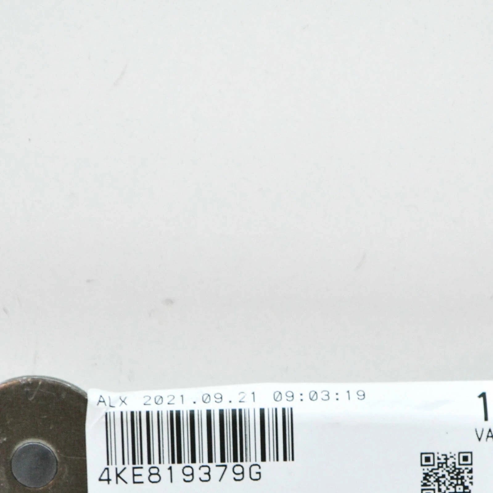 NEW AUDI E-TRON DRIVE MOTOR INVERTER COOLANT LINE BRACKET 4KE819379G