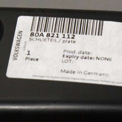 NEW AUDI Q5 80A FRONT RIGHT FENDER INSULATOR 80A821112