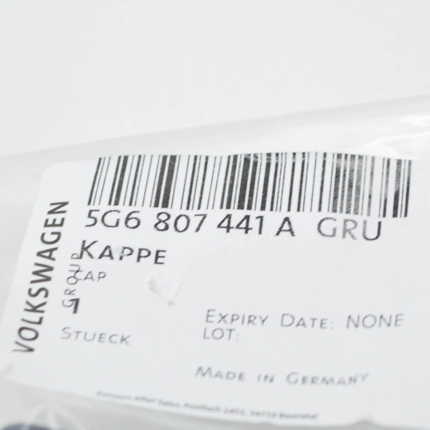 NEW VOLKSWAGEN GOLF 5G MK7 REAR BUMPER TOW EYE COVER 5G6807441AGRU ORIGINAL