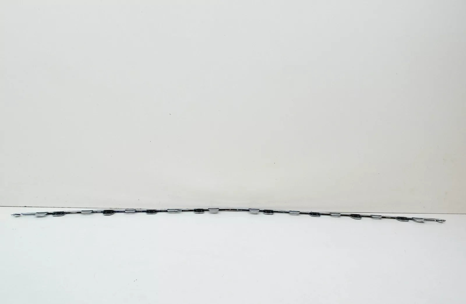 NEW MB C COUPE C205 FRONT BUMPER CENTER LOWER MOLDING STRIP A2058852901