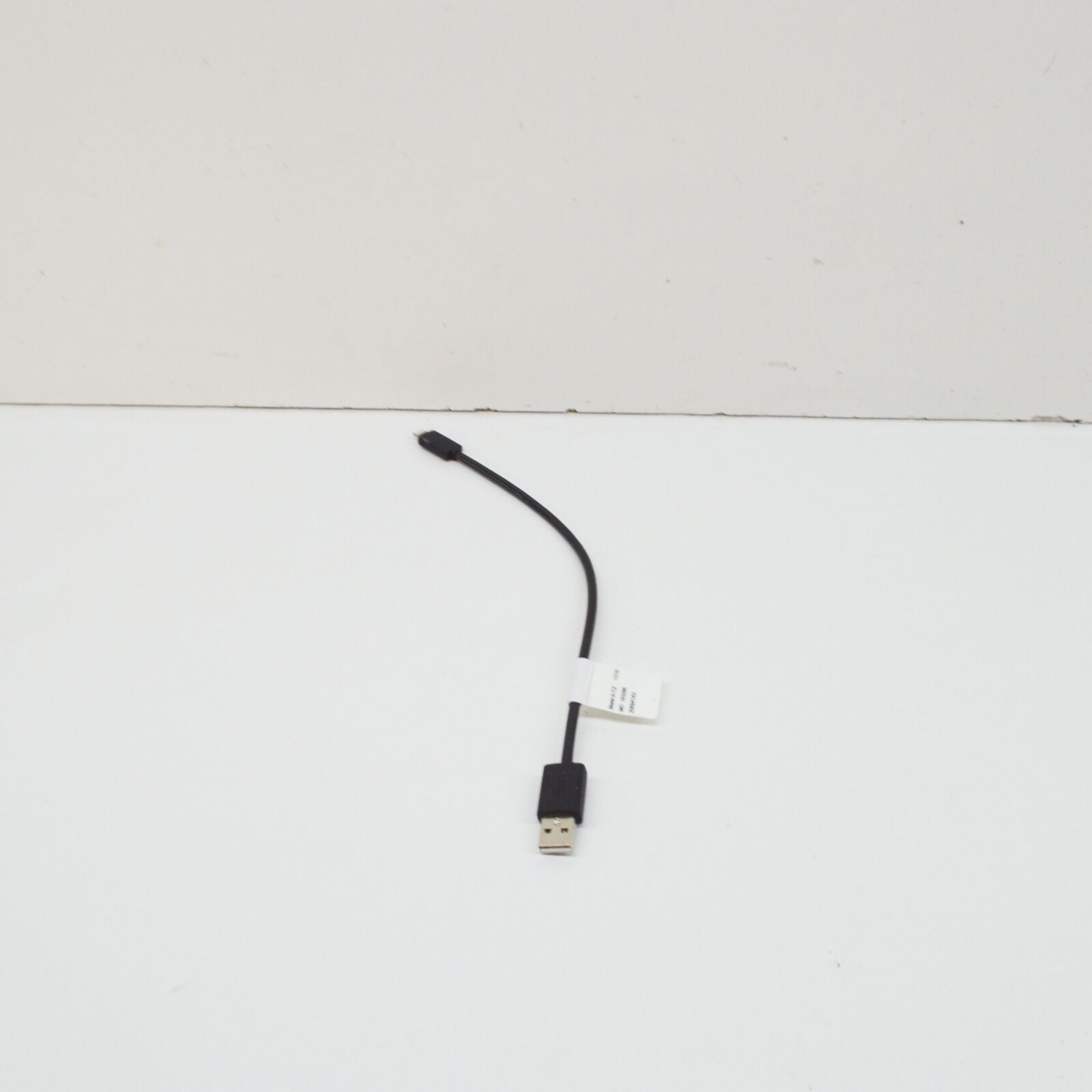 NEW MERCEDES-BENZ E W213 MEDIA INTERFACE USB ELECTRIC LINE A2228208700 ORIGINAL