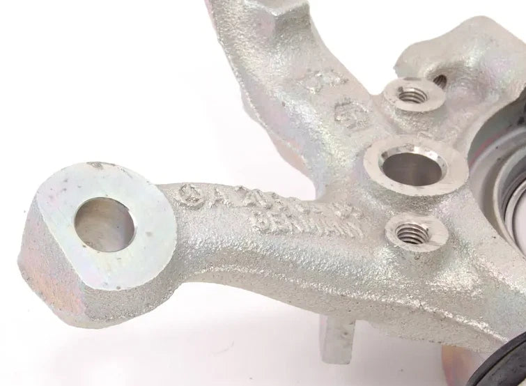 NEW MERCEDES-BENZ C W203 REAR RIGHT AXLE CARRIER A2033504008 ORIGINAL