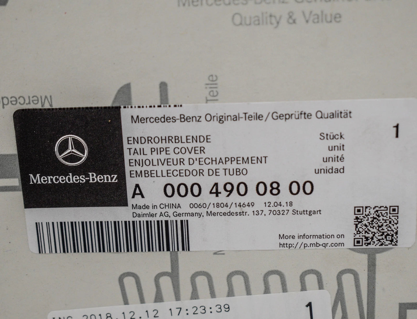 NEW MB C-CLASS W205 AMG REAR EXHAUST LEFT TAIL PIPE TRIM A0004900800 ORIGINAL