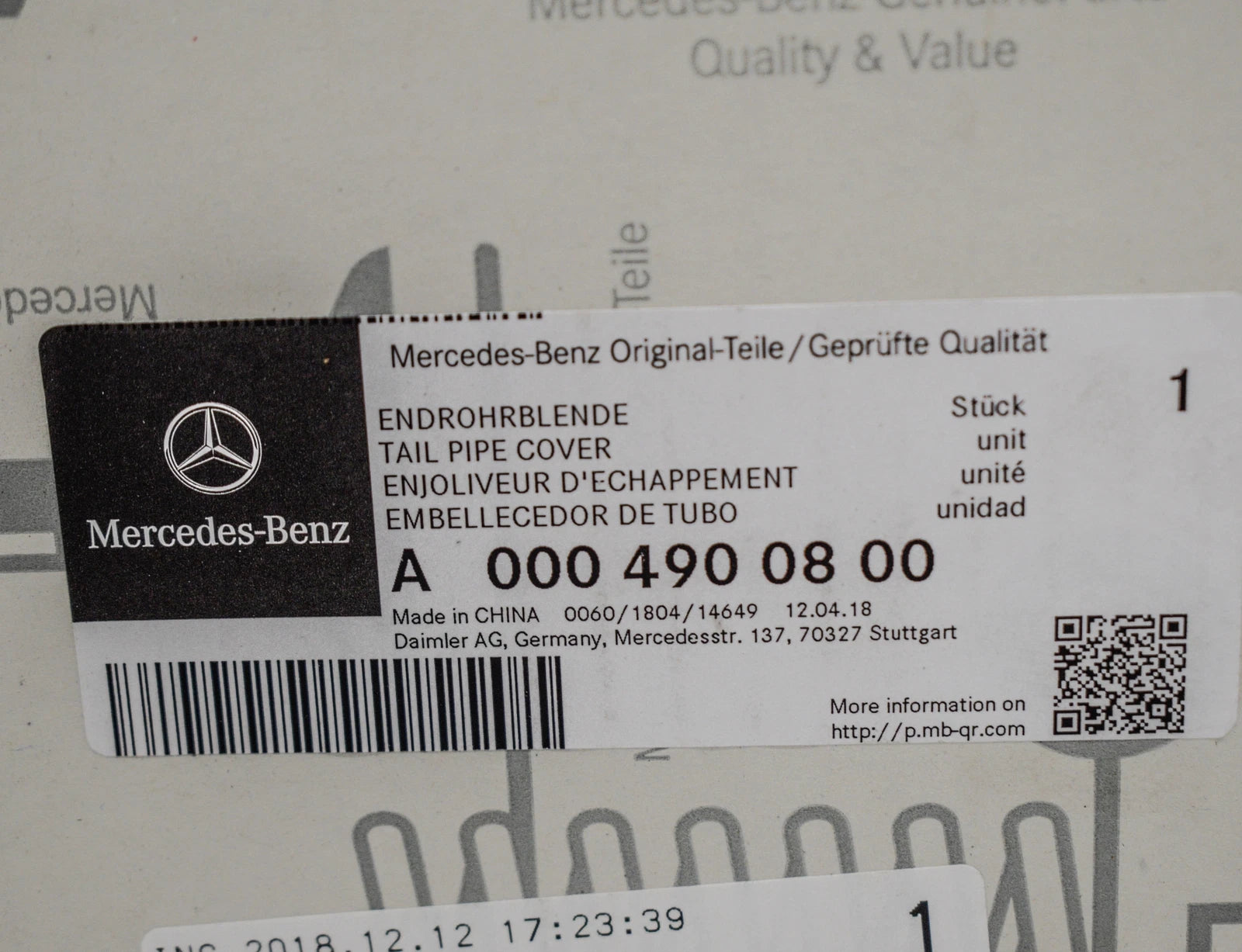 NEW MB C-CLASS W205 AMG REAR EXHAUST LEFT TAIL PIPE TRIM A0004900800 ORIGINAL