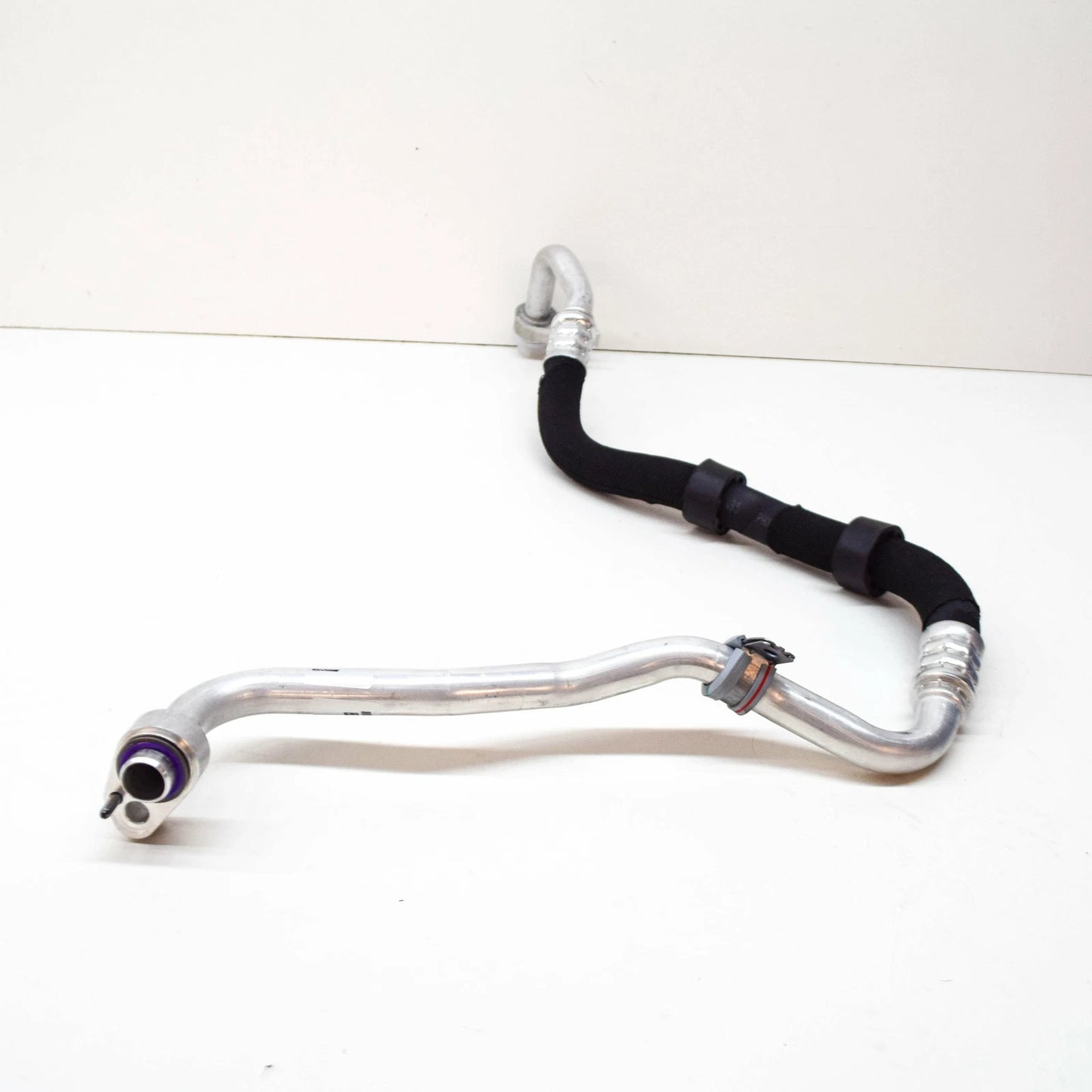 NEW MERCEDES-BENZ GLC COUPE C253 A/C REFRIGERANT PIPE A2538301802 ORIGINAL
