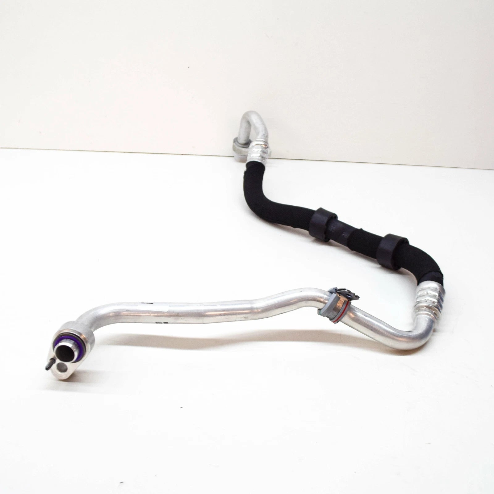 NEW MERCEDES-BENZ GLC COUPE C253 A/C REFRIGERANT PIPE A2538301802 ORIGINAL