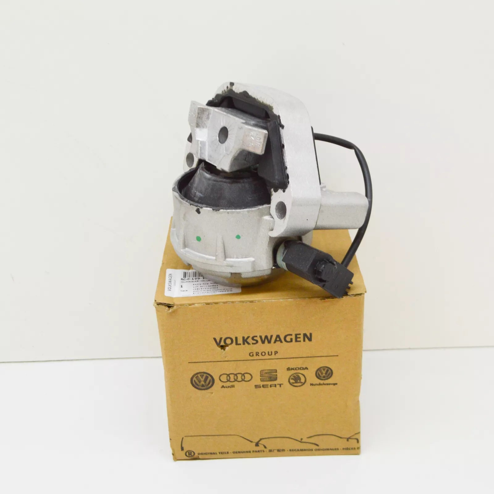 NEW AUDI A8 D4 ELECTRIC RIGHT SIDE ENGINE HYDRO-MOUNT 4G0199381LD ORIGINAL