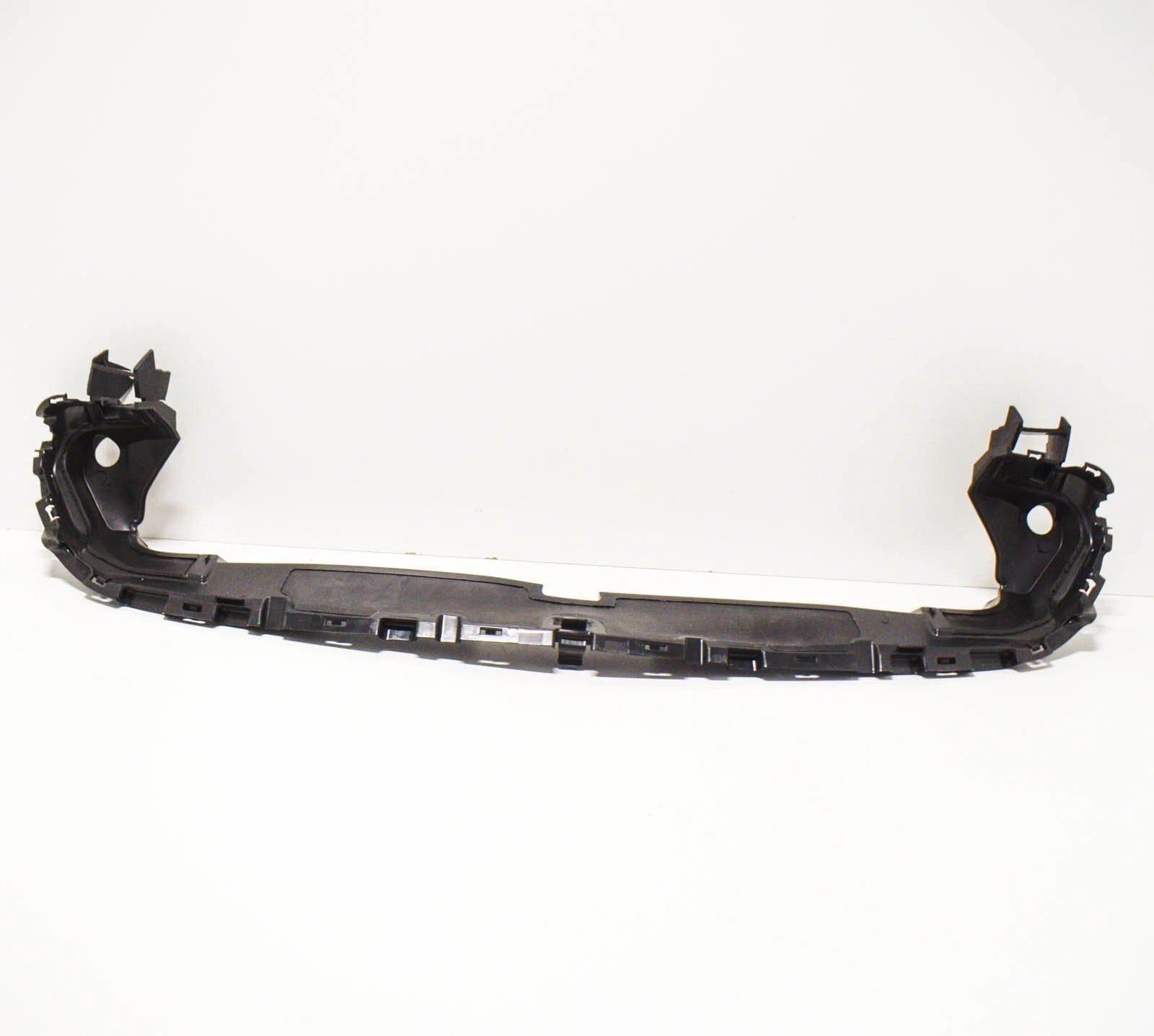 NEW MERCEDES BENZ C W205 FRONT GRILLE AIR DUCT BRACKET A2055051830
