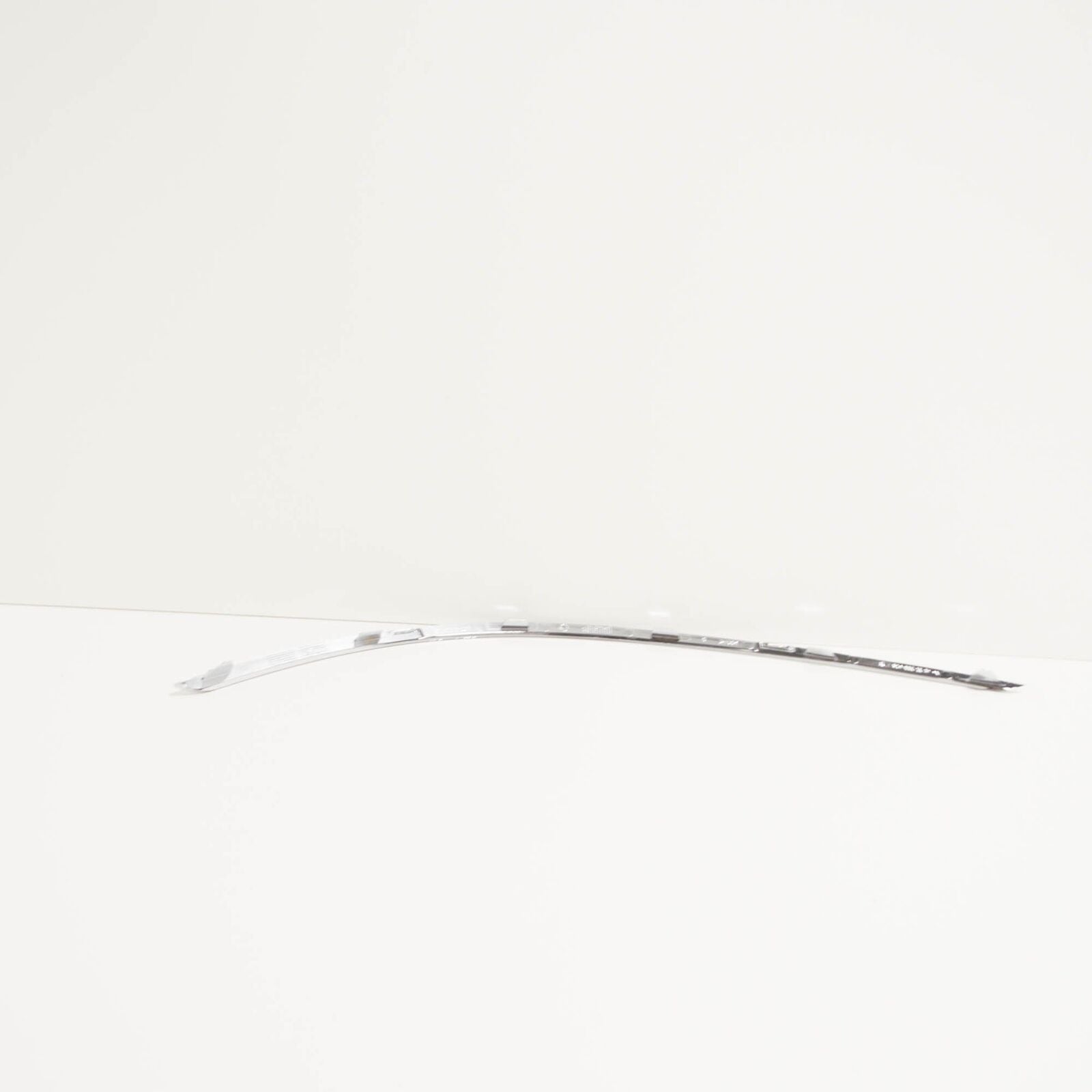 NEW MB C W204 FRONT BUMPER RIGHT CHROME MOULDING TRIM A2048853821 ORIGINAL