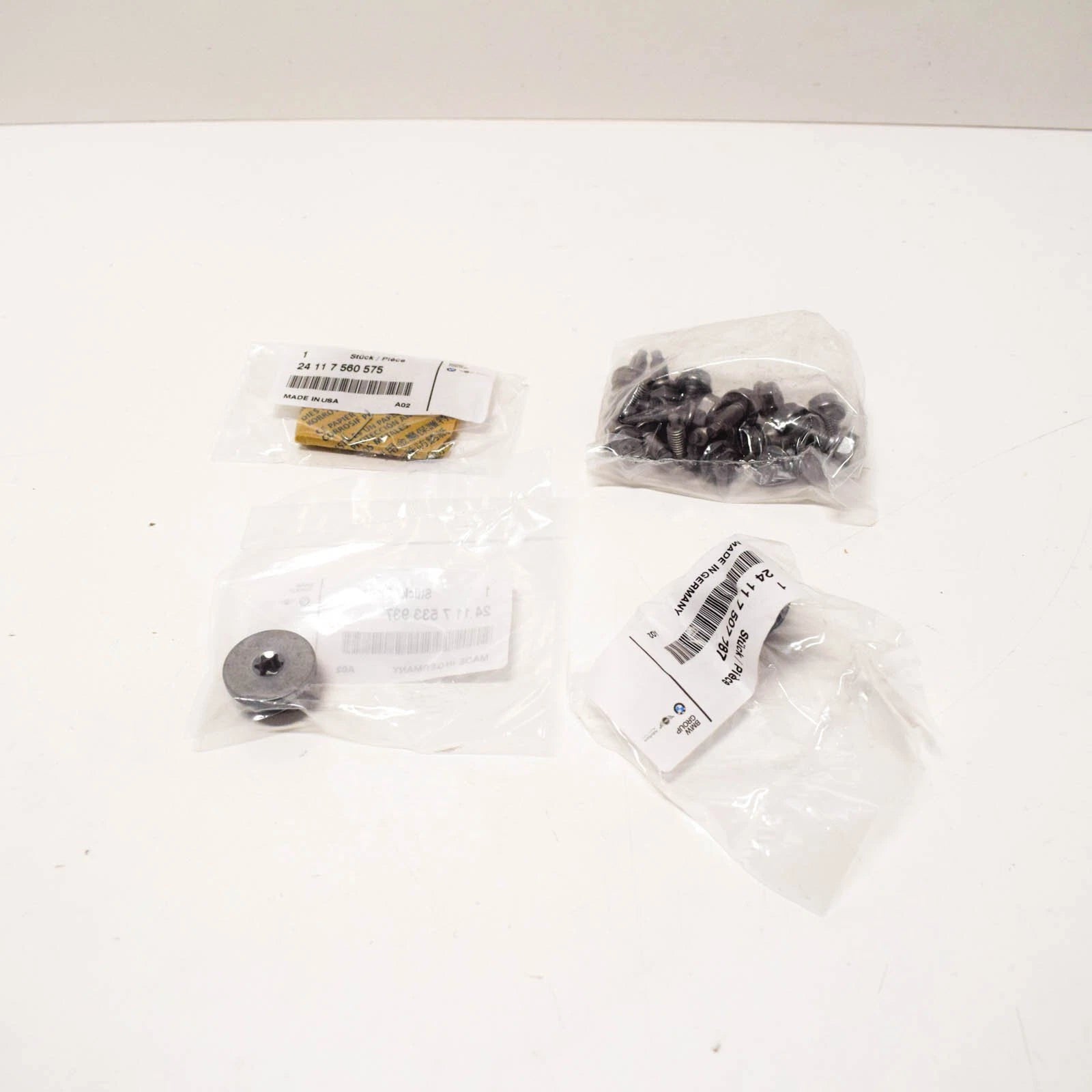 NEW BMW 5 E39 AUTOMATIC TRANSMISSION FLUID FILTER KIT 24152333824 ORIGINAL
