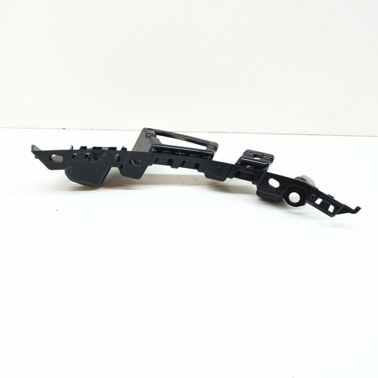 NEW MERCEDES-BENZ SPRINTER W910 FRONT RIGHT BUMPER BRACKET A9108850500 ORIGINAL