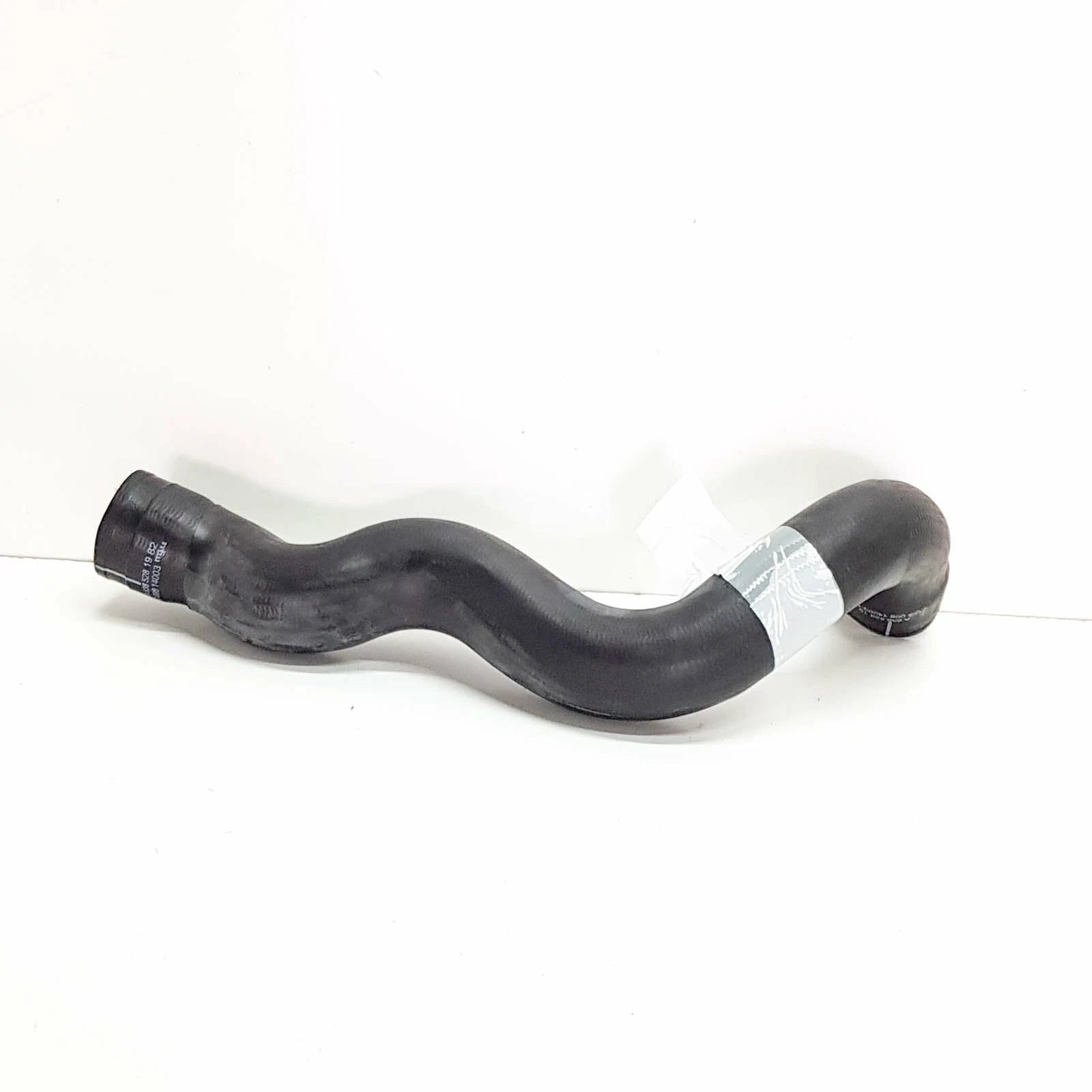 NEW MB VITO 638 CHARGE AIR INTERCOOLER TO INTAKE PIPE HOSE A6385281982