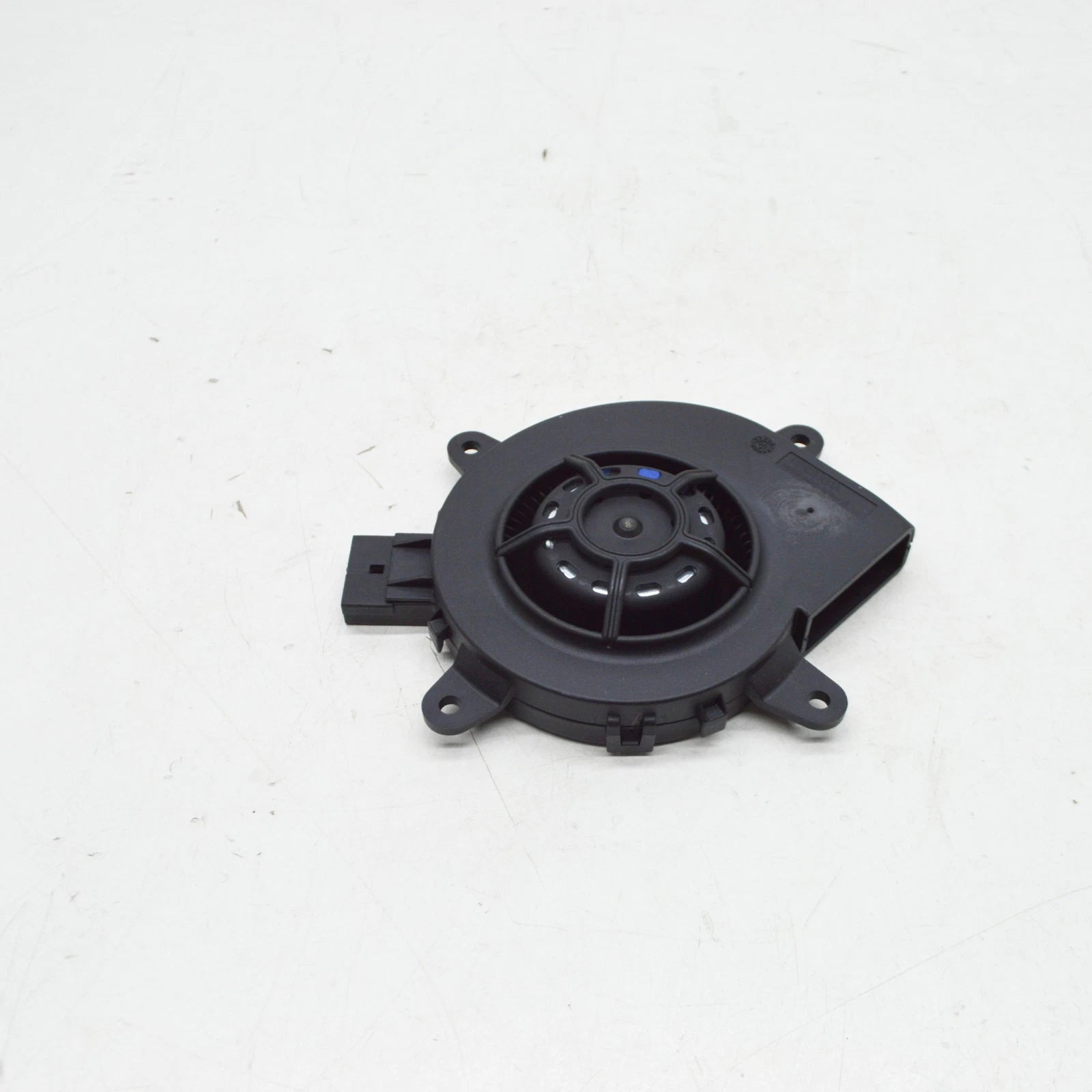 NEW AUDI Q5 FY TEMPERATURE CONTROLLED SEAT BLOWER MOTOR 4N0963575A ORIGINAL