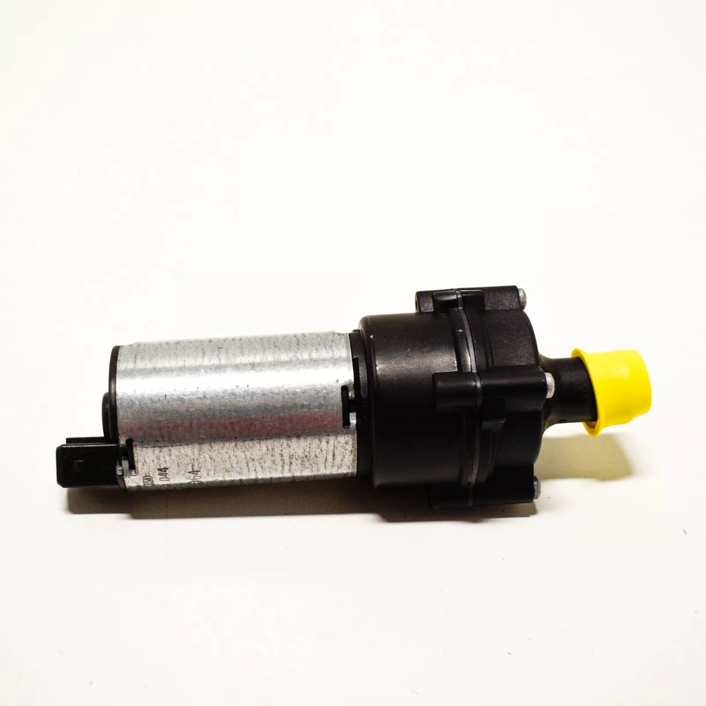 NEW MERCEDES-BENZ M-CLASS W163 AUXILIARY WATER PUMP A0018356064 ORIGINAL