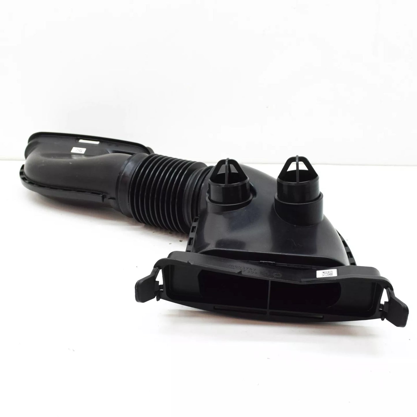 NEW MERCEDES-BENZ GLC COUPE C253 ENGINE AIR INTAKE HOSE A6540941497 ORIGINAL