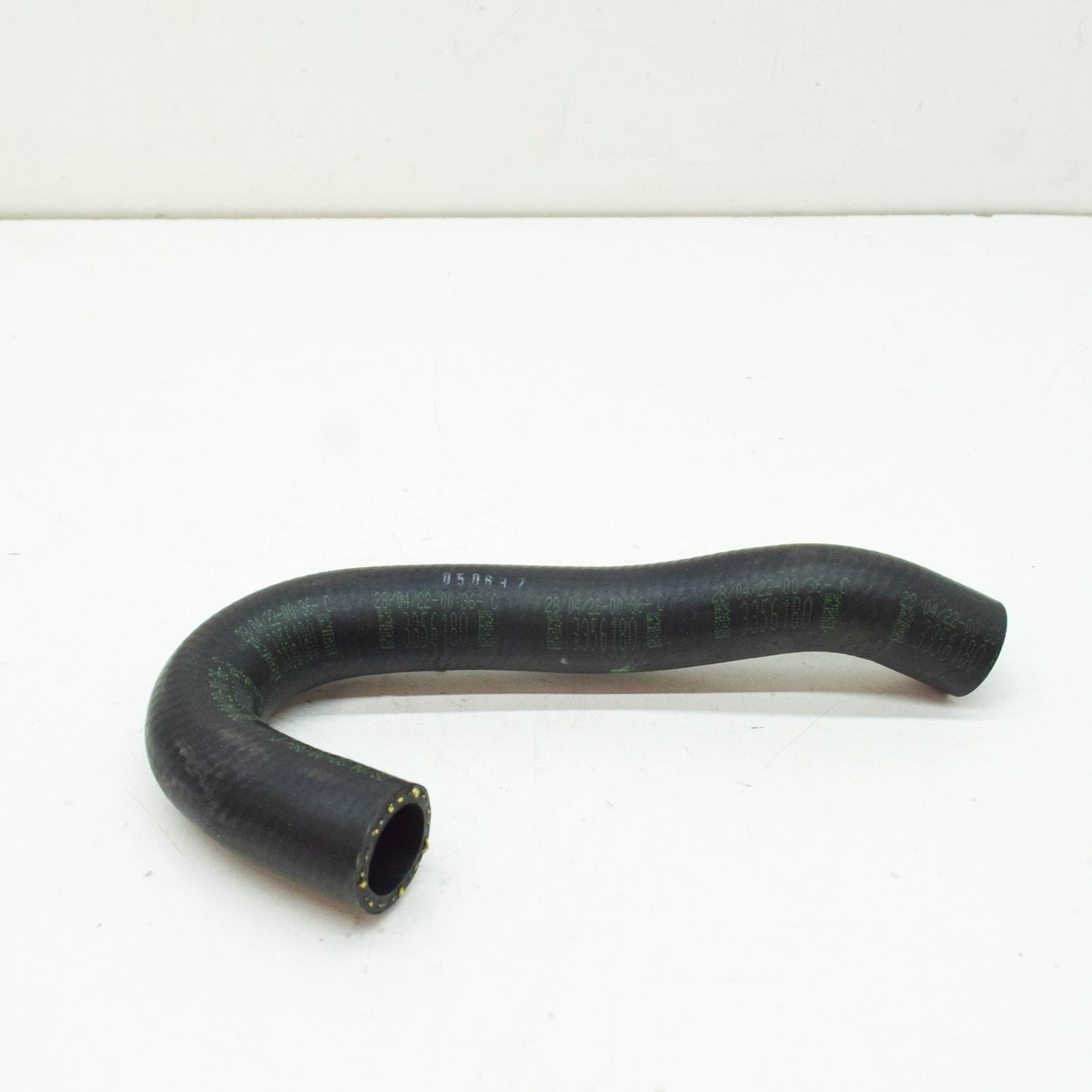 NEW MERCEDES-BENZ SPRINTER W906 AUXULIARY HEATER HOSE A9068322523 ORIGINAL