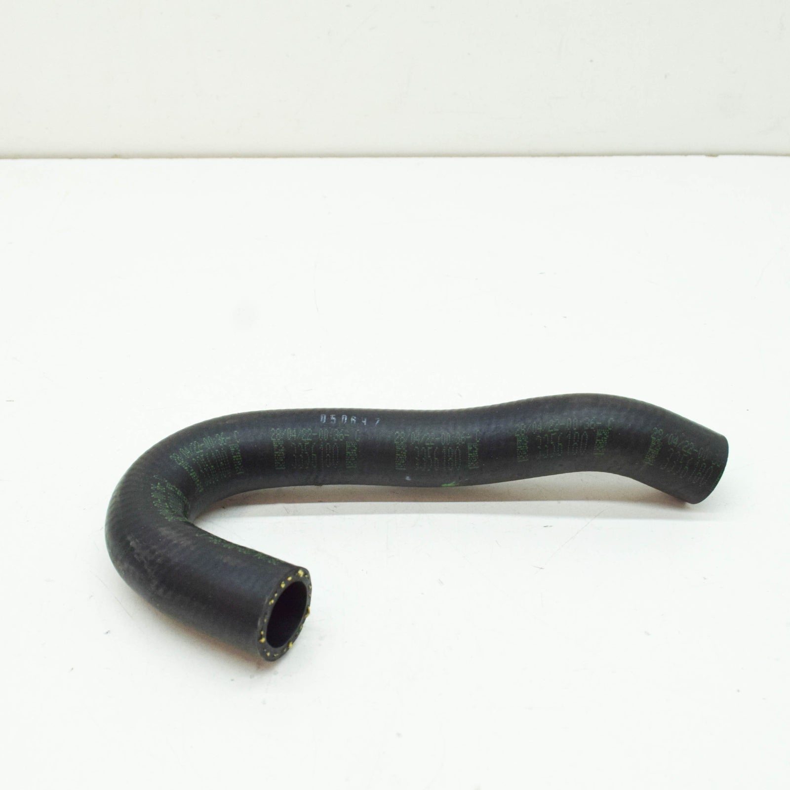 NEW MERCEDES-BENZ SPRINTER W906 AUXULIARY HEATER HOSE A9068322523 ORIGINAL