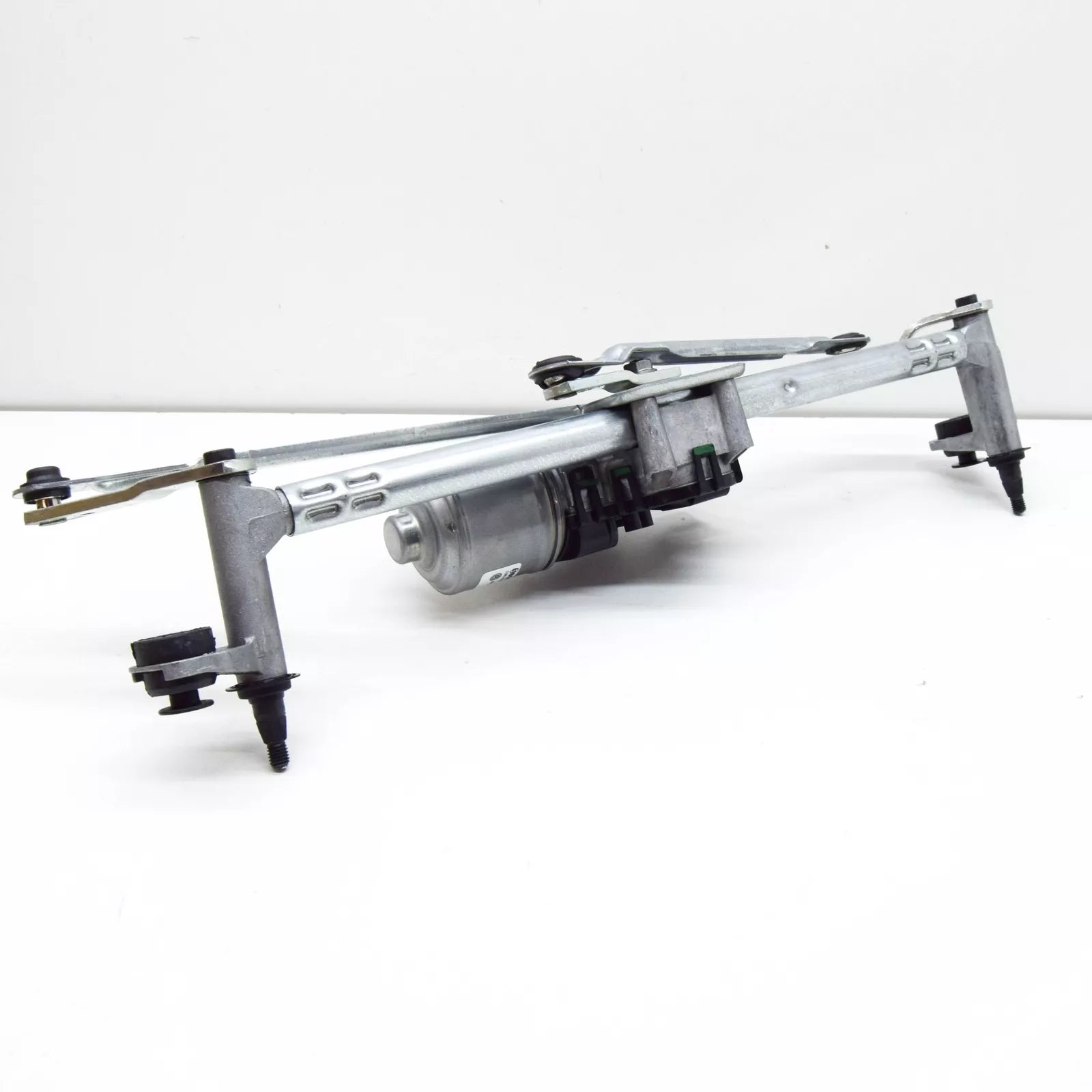 NEW VW POLO 6R FRONT WINDSHIELD WIPER MECHANISM RHD 6R2955023C ORIGINAL