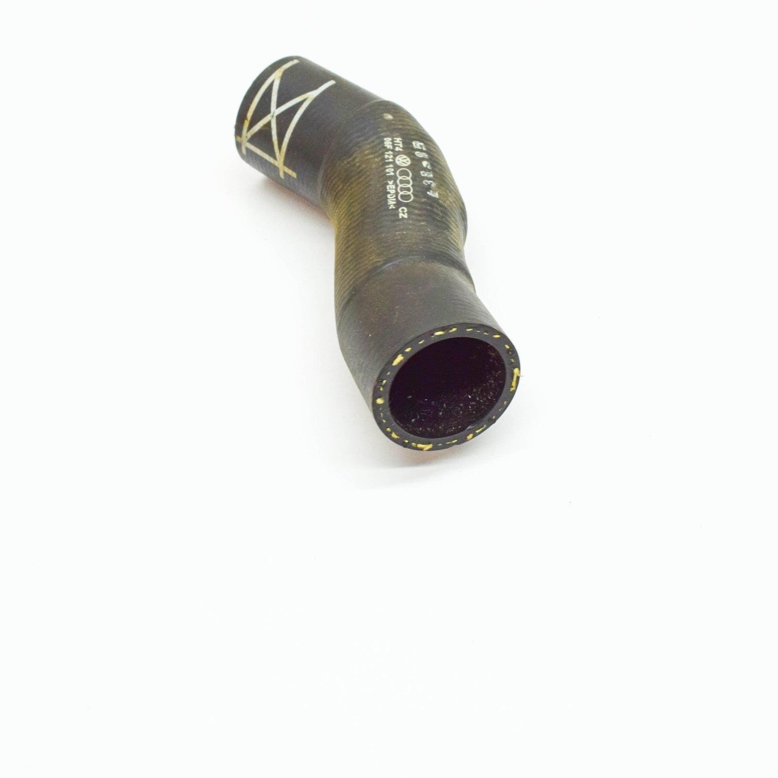 NEW AUDI A3 8P ENGINE COOLANT HOSE 06F121101 ORIGINAL