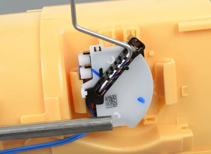 NEW BMW X5 E70 TANK FUEL PUMP 16117195471 7195471 ORIGINAL