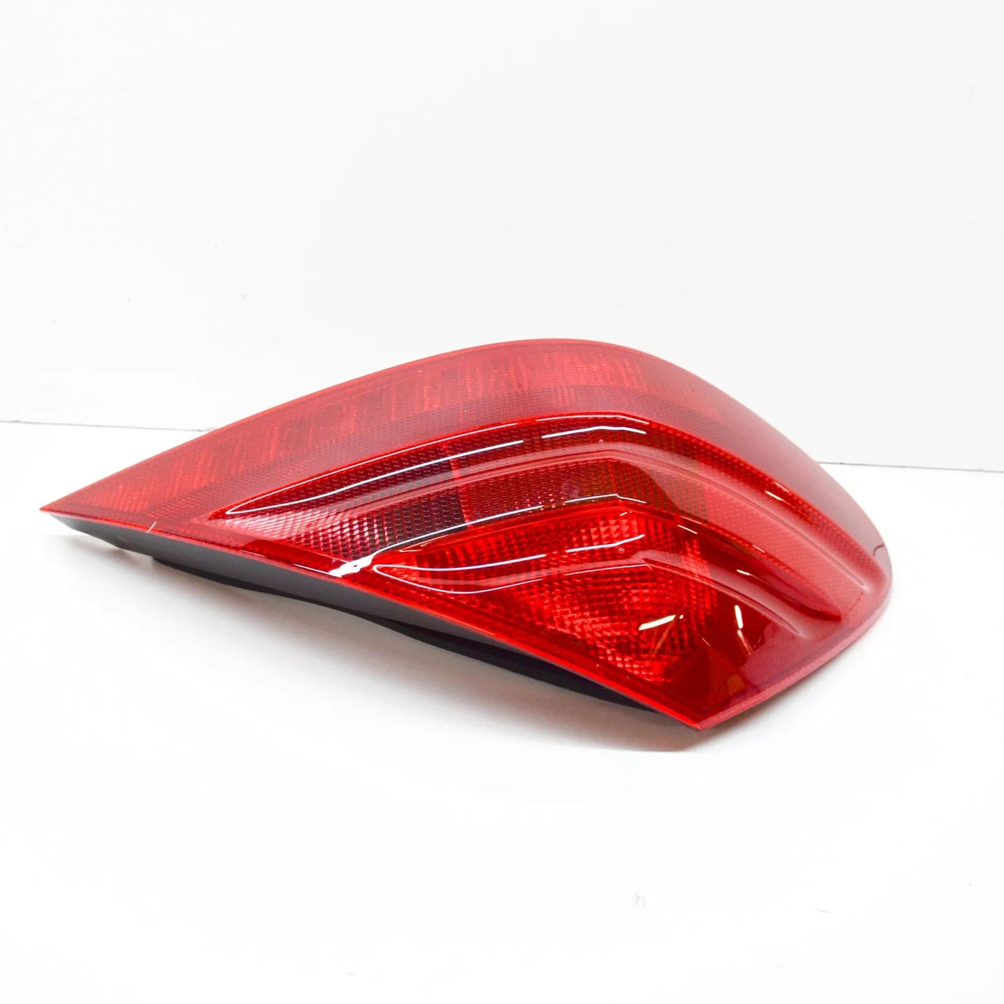 NEW MERCEDES-BENZ SL R230 REAR LEFT TAILLIGHT A2308200164