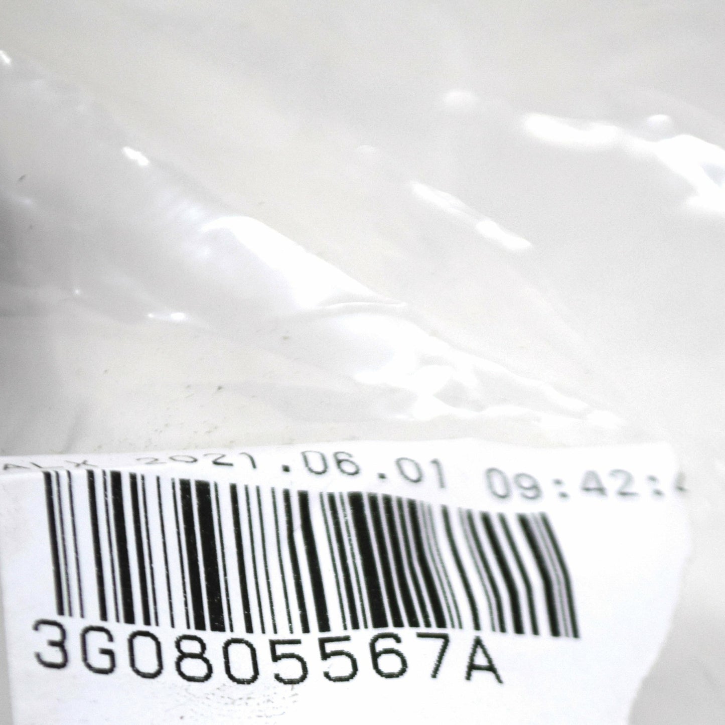 NEW VOLKSWAGEN PASSAT B8 FRONT CNETRE LOCK CARRIER SUPPORT 3G0805567A ORIGINAL