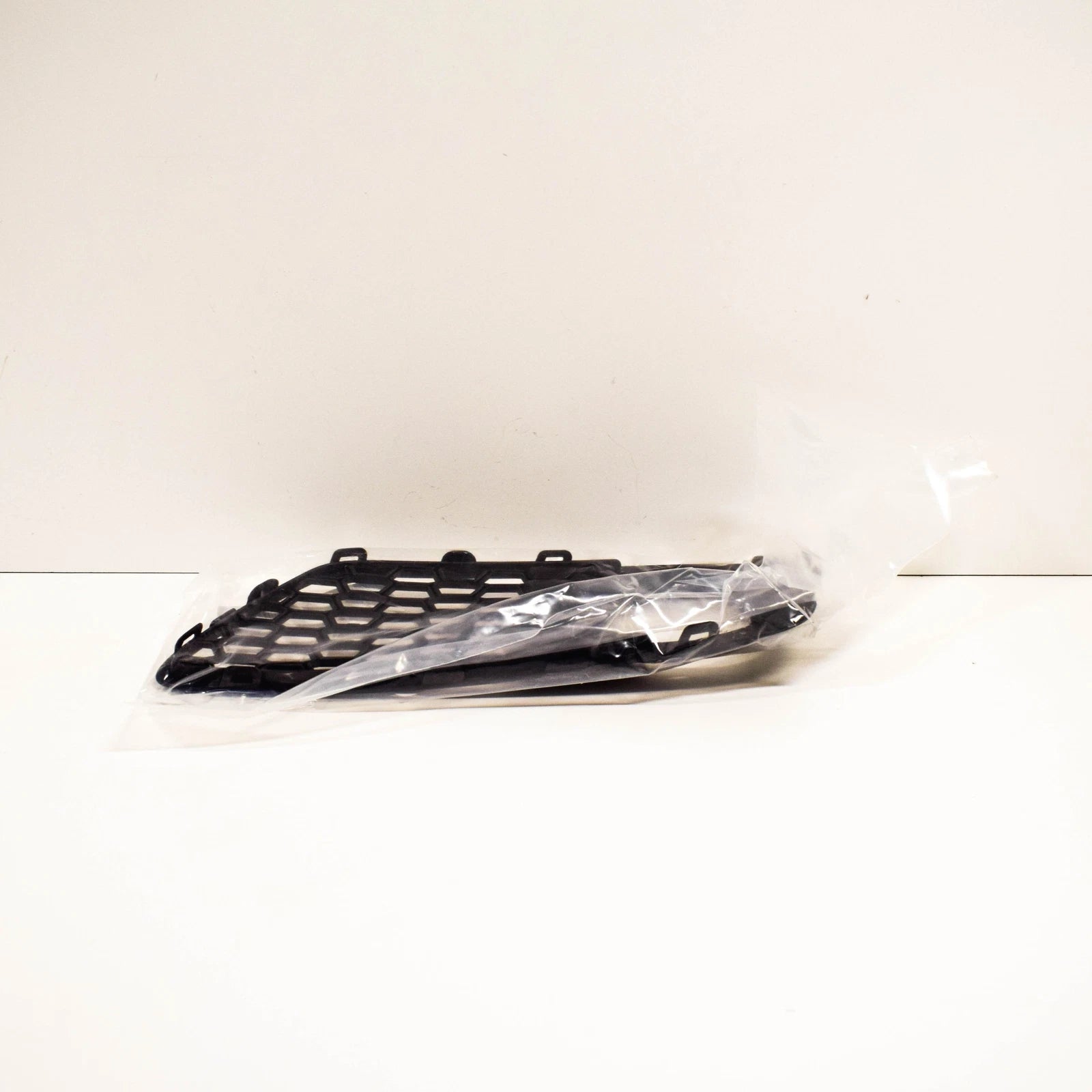 NEW BMW 5 GRAN TURISMO F07 FRONT RIGHT M AIR INLET GRILLE 51118050056 ORIGINAL