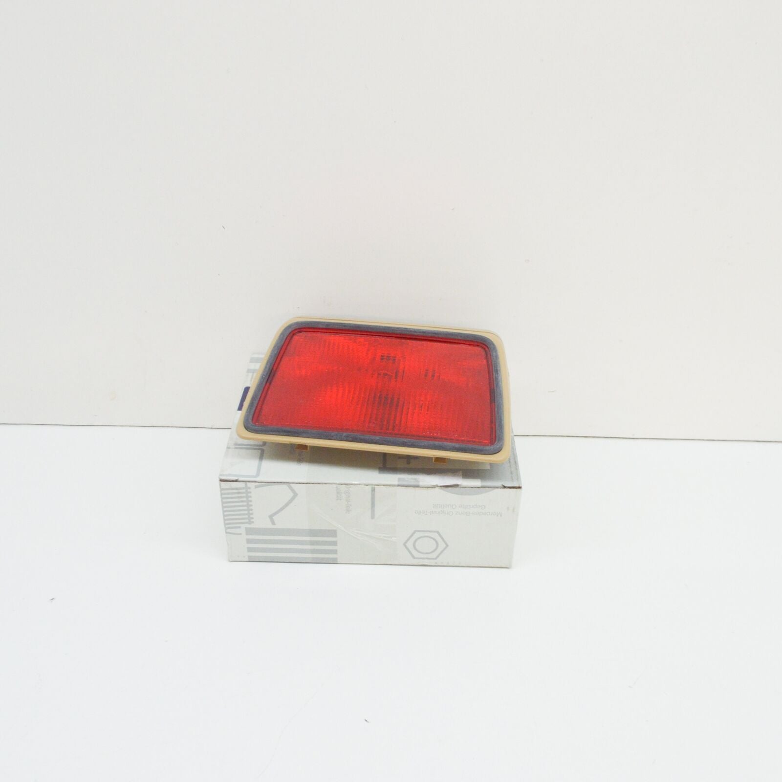 NEW MERCEDES-BENZ C W202 REAR ADDITIONAL STOP LAMP A20282007568F30 ORIGINAL