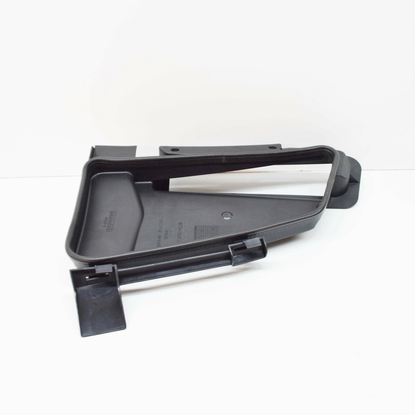NEW MERCEDES-BENZ AMG GT C190 LEFT SIDE AIR DUCT A1908303900