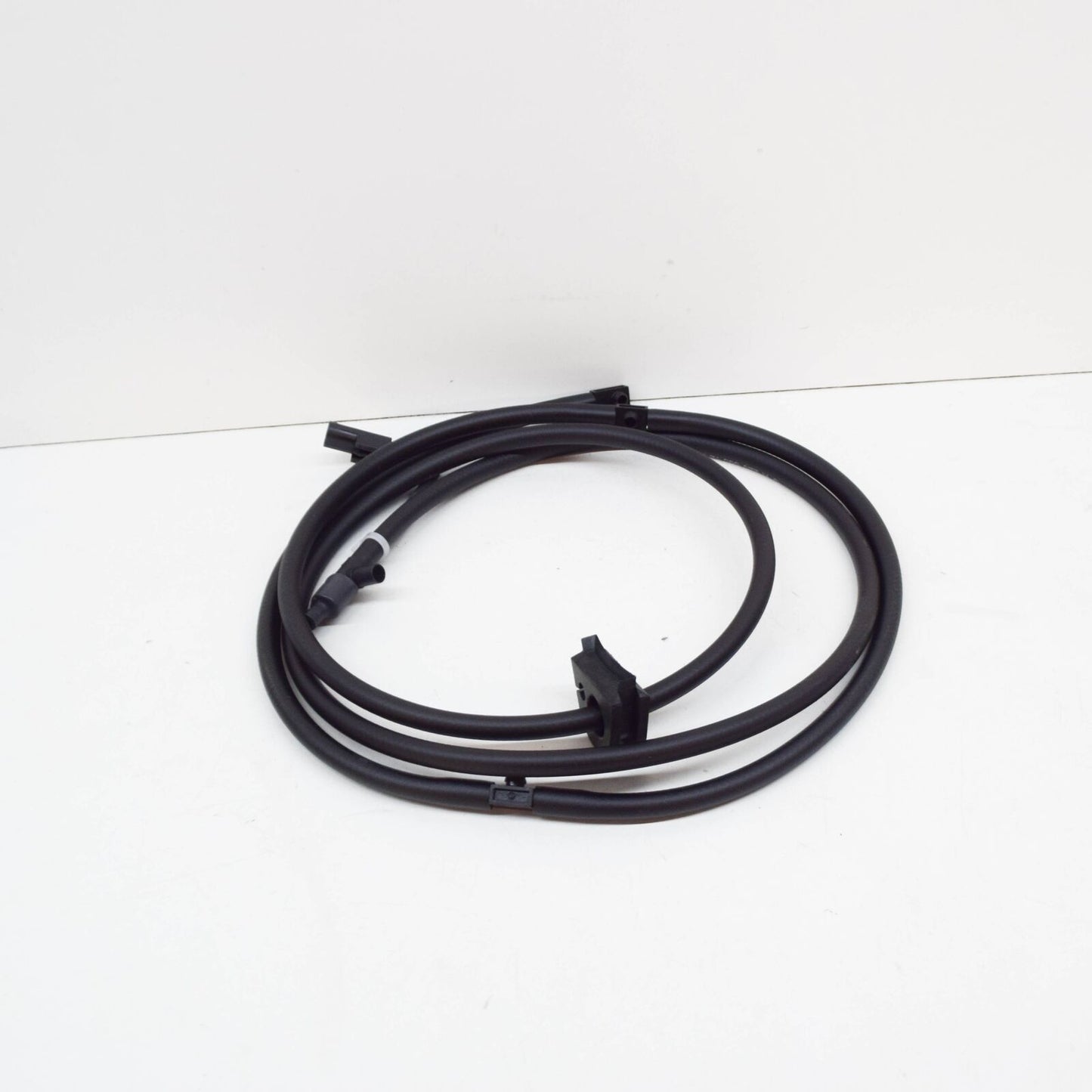 NEW MB CL C215 WINDSHIELD WASHER CONNECTOR HOSE A2208601292 ORIGINAL