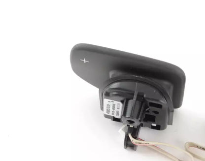 NEW AUDI A1 8X STEERING WHEEL SHIFT TIPTRONIC PADDLE SET 4H0951523E5PR