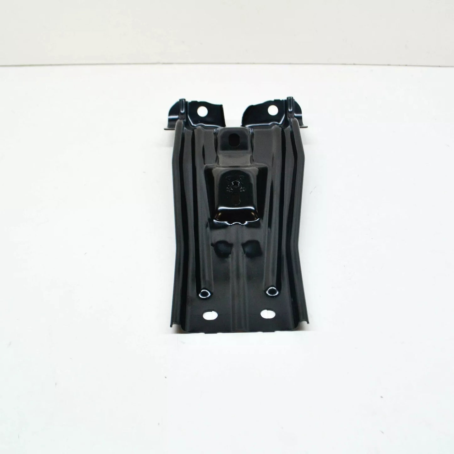 NEW VOLKSWAGEN TIGUAN AD FRONT CENTER SUPPORT CARRIER BRACKET 5NA805567 ORIGINAL