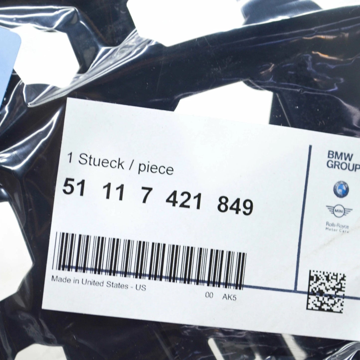 NEW BMW X5 G05 FRONT LEFT BUMPER BRACKET GUIDE 51117421849 ORIGINAL