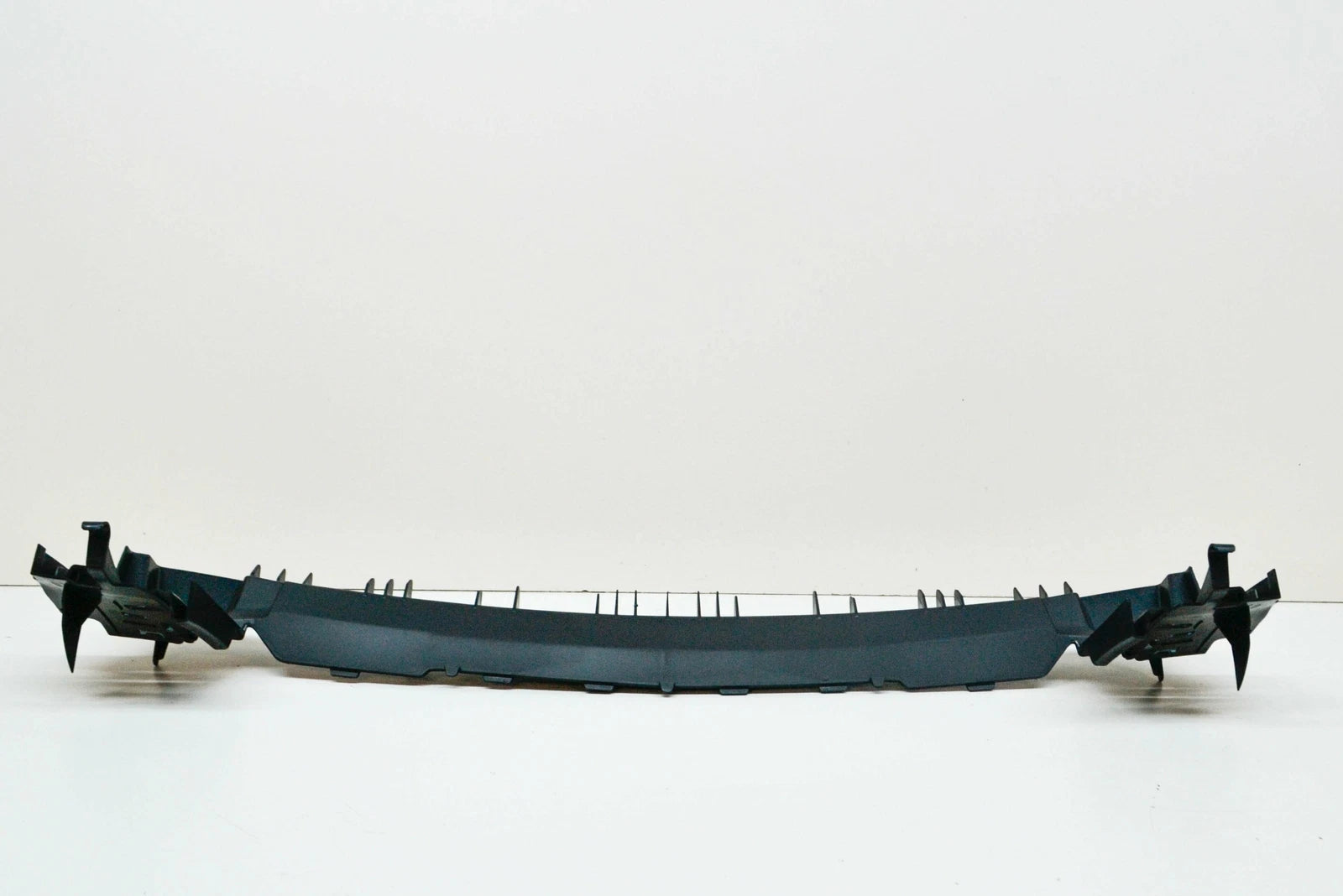 NEW MB CLA C117 FRONT BUMPER LOWER INNER CENTER BRACKET A1768851500